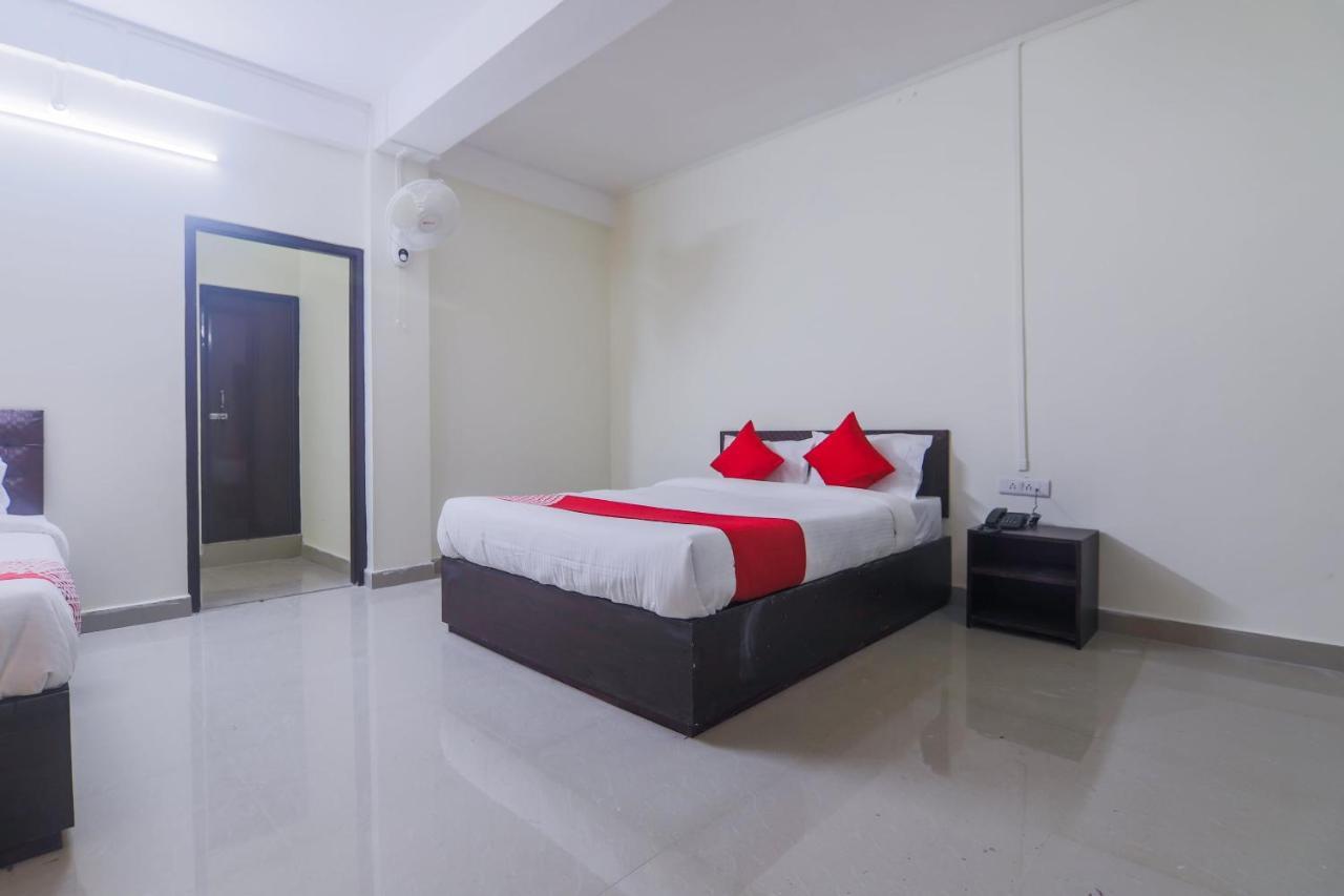 Oyo 18759 Nirvana Guest House Shillong Exterior photo